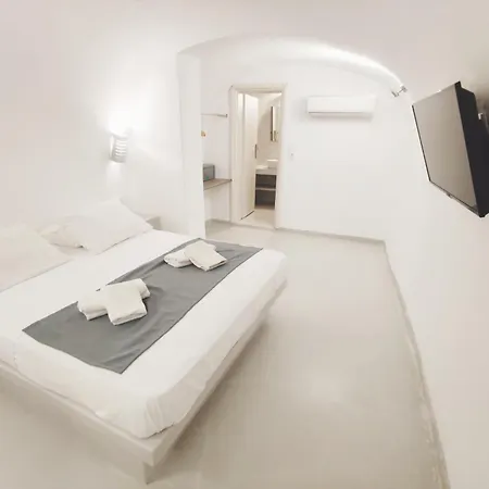 Appartement Azure Budget Rooms, Center Firá