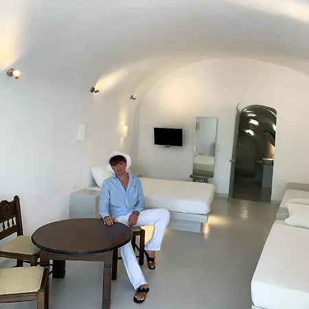 Azure Budget Rooms, Center Apartmán